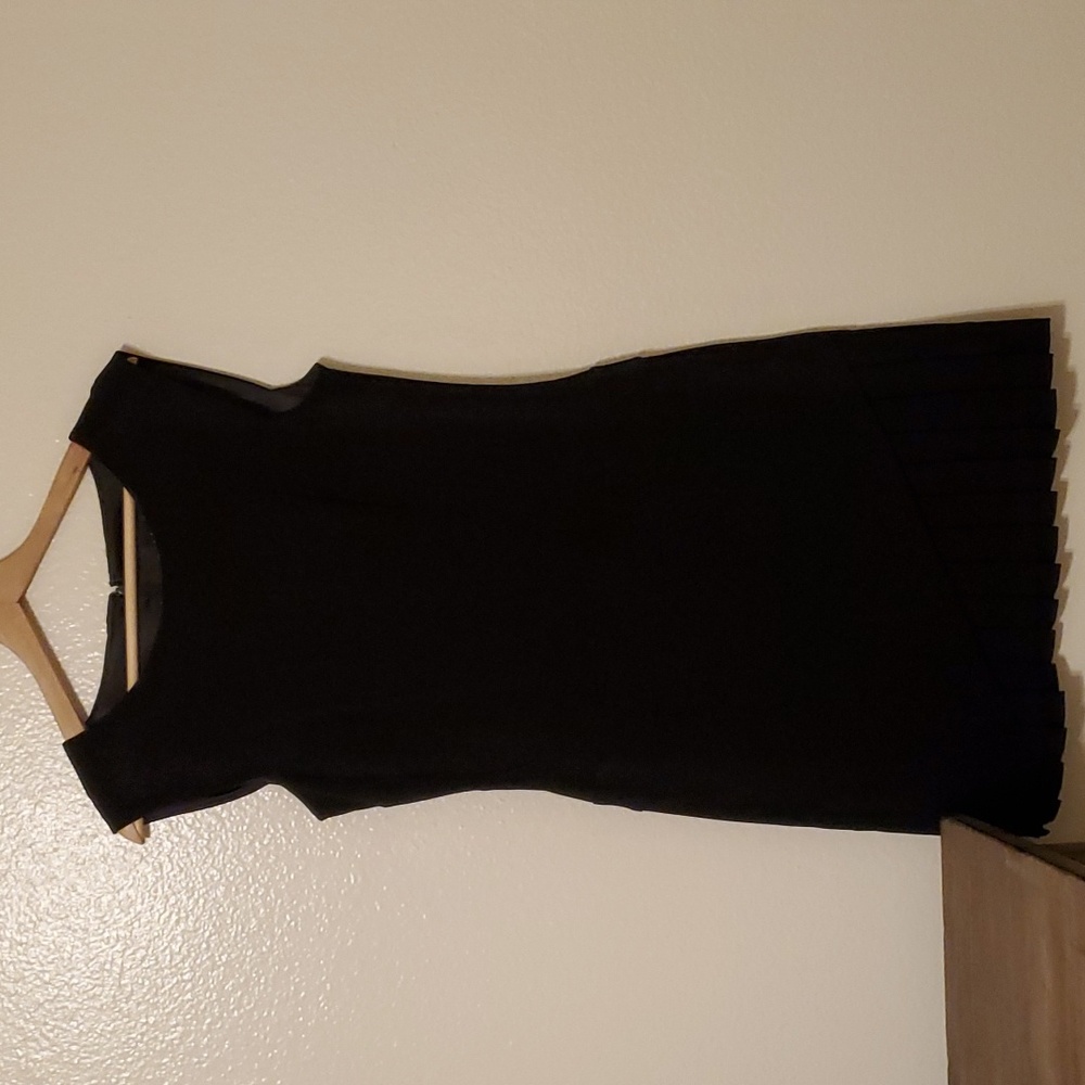 White House Black Market LBD size 4